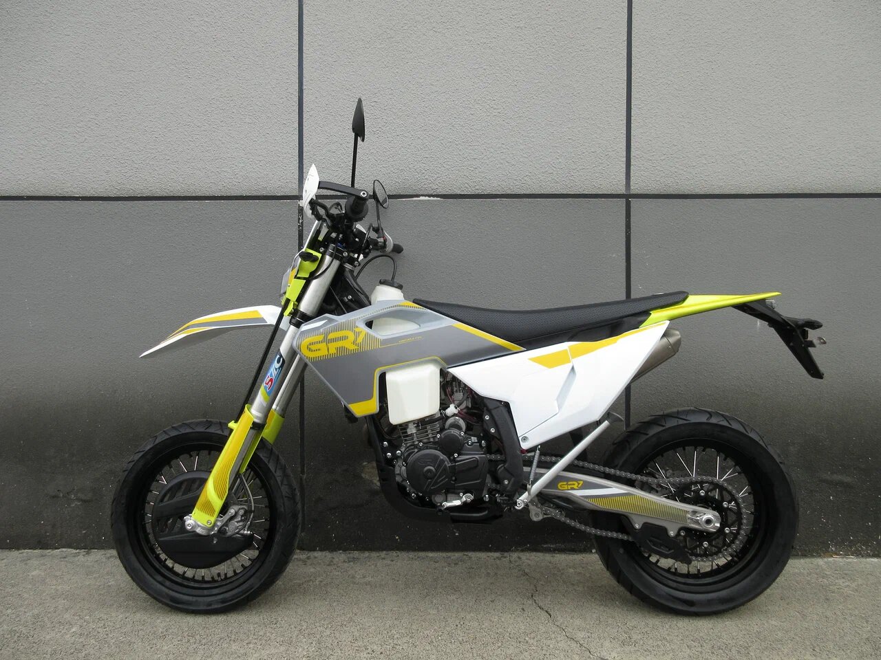 GR7 F300A (4T YB300H) Motard (2025 г.) ПТС